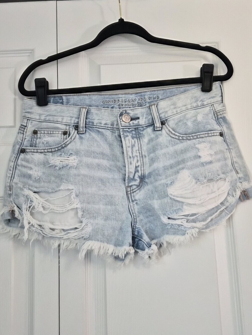 American Eagle Tomgirl Shorts Size 8 Distressed Denim Y2K Festival Grunge